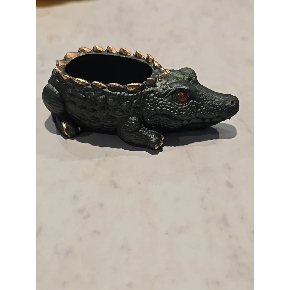 Resin Handmade Crocodile Green Gold Trinket‎ Decoration Gift. 620
